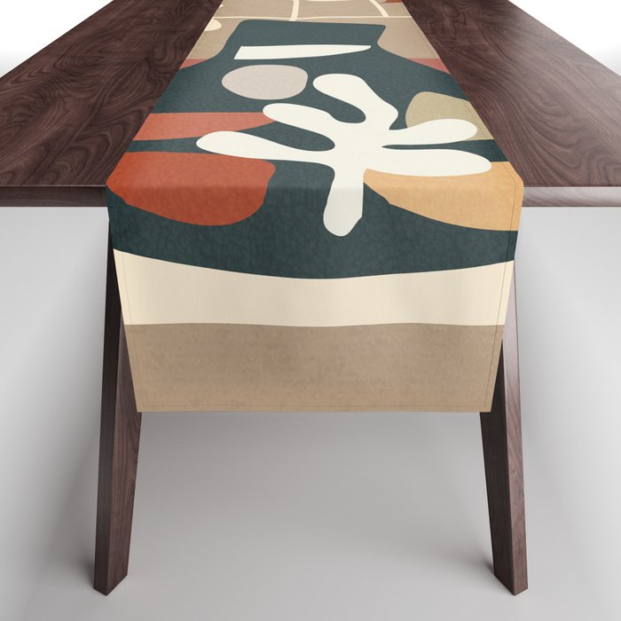 Vase of Vibrance 4 Table Runner Gallery Image 1