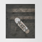 Grungy Skateboard (Color) Throw Blanket Gallery Image 2