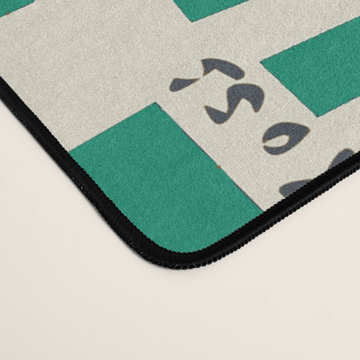 PARIS MAP GREEN Desk Mat Gallery Image 4