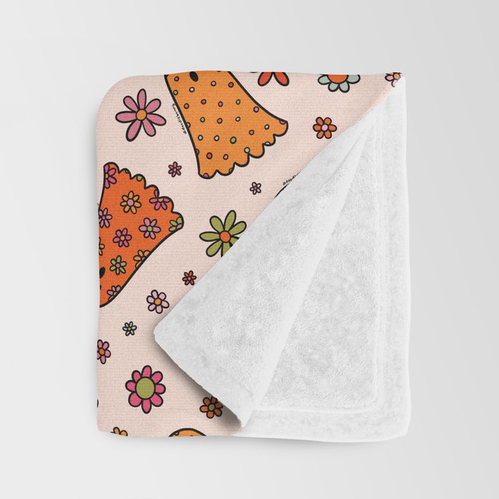 Cute Ghost Print Throw Blanket Gallery Image 3