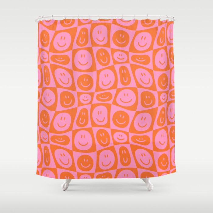 Retro happy face checkered pattern Shower Curtain Gallery Image 1