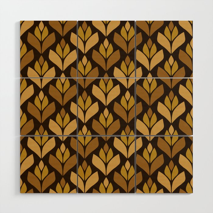 Dark Retro Trefoil Pattern Wood Wall Art Gallery Image 1