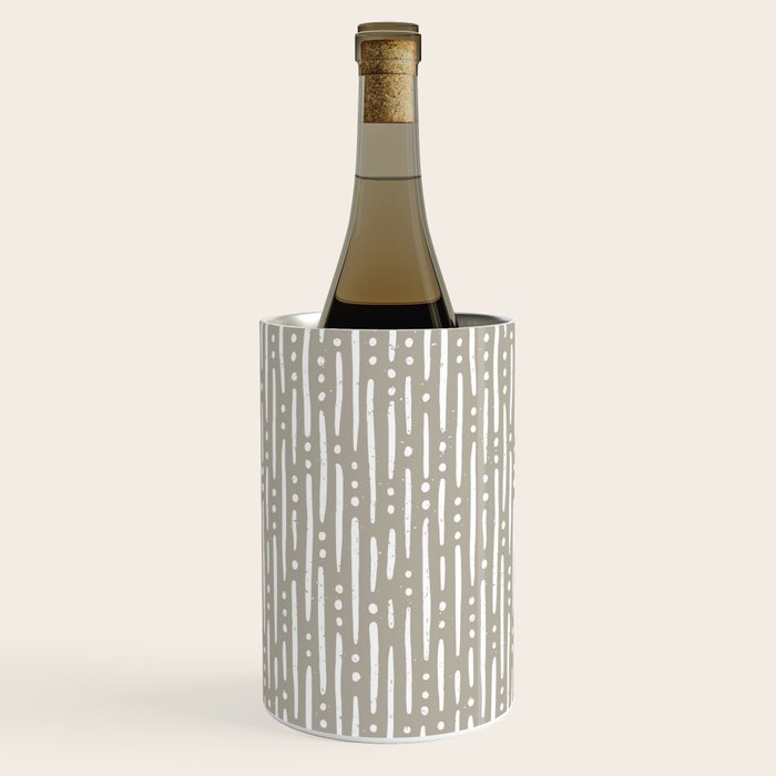 Line Up in Sand Wine Chiller Gallery Image 2