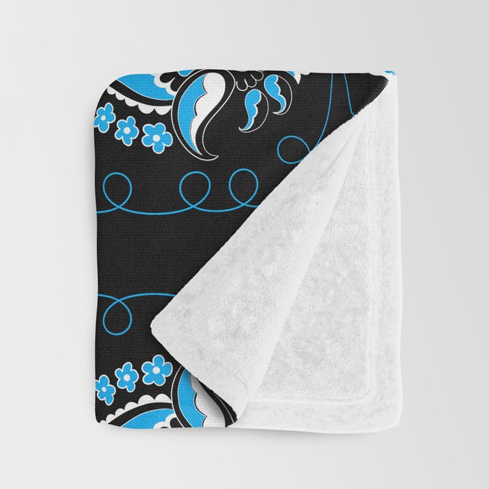 Ocean Bloom Throw Blanket Gallery Image 3