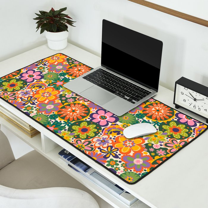 Secret garden Desk Mat Gallery Image 2