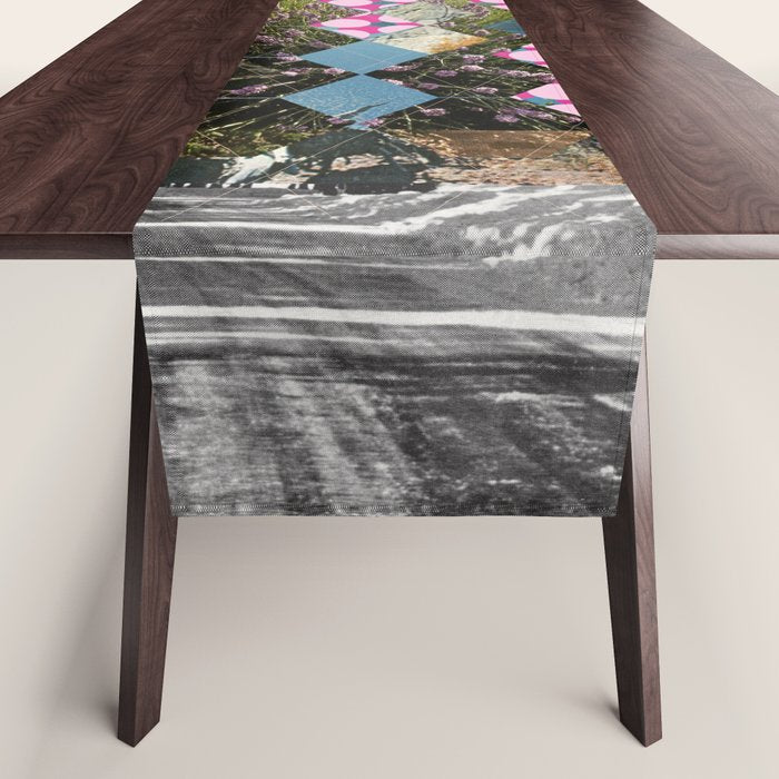 Am Rautenberg Table Runner Gallery Image 1
