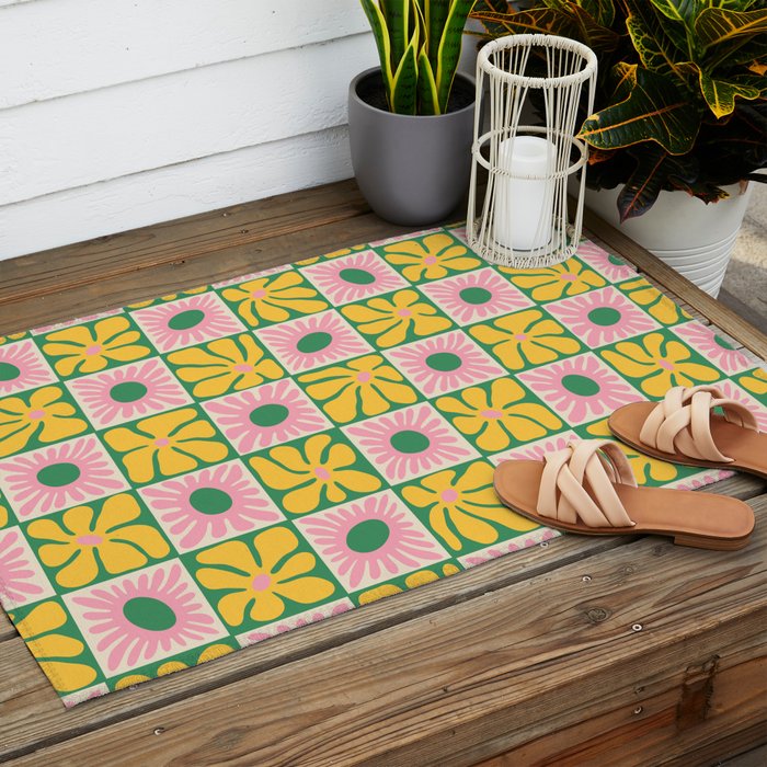 Retro checkered flower art pattern Outdoor Rug Gallery Image 2
