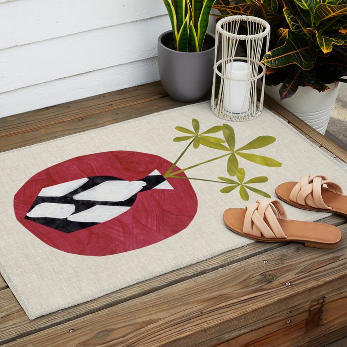 Red Moon Diamond Vase Outdoor Rug Gallery Image 2