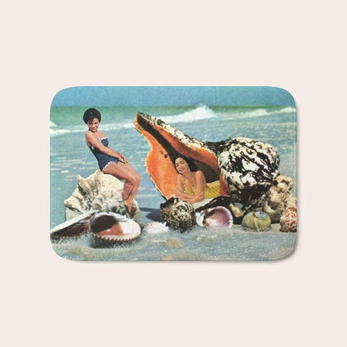 Greetings from Seashells! Bath Mat Gallery Image 1