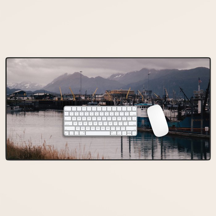 Homer Habor Desk Mat Gallery Image 1