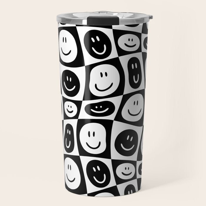 Black and white checkered happy face pattern Travel Mug Gallery Image 1