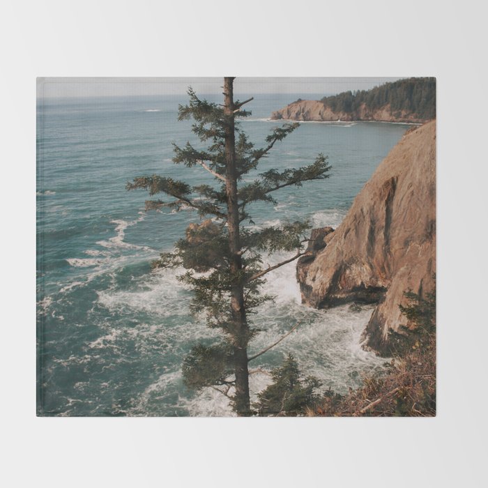 Oregon Coast IV Throw Blanket Gallery Image 2