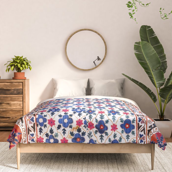 Kermina Nim Suzani  Antique Uzbekistan Embroidery Print Comforter Gallery Image 3