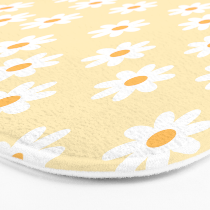 White Daisies Yellow Pattern Bath Mat Gallery Image 3
