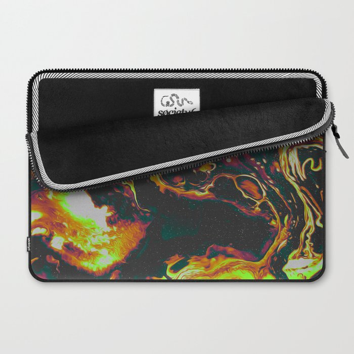 BEDFORD FALLS Laptop Sleeve Gallery Image 2