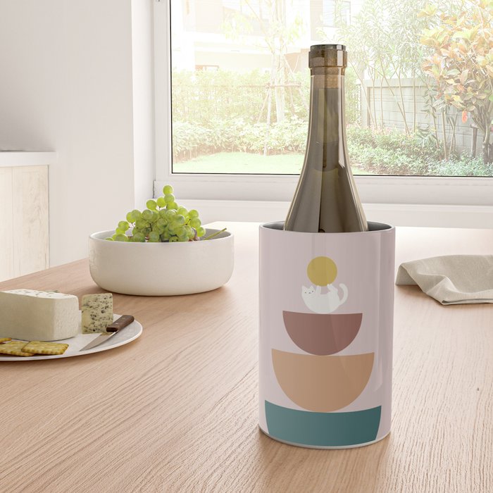 Cat Landscape 196C Wine Chiller Gallery Image 4