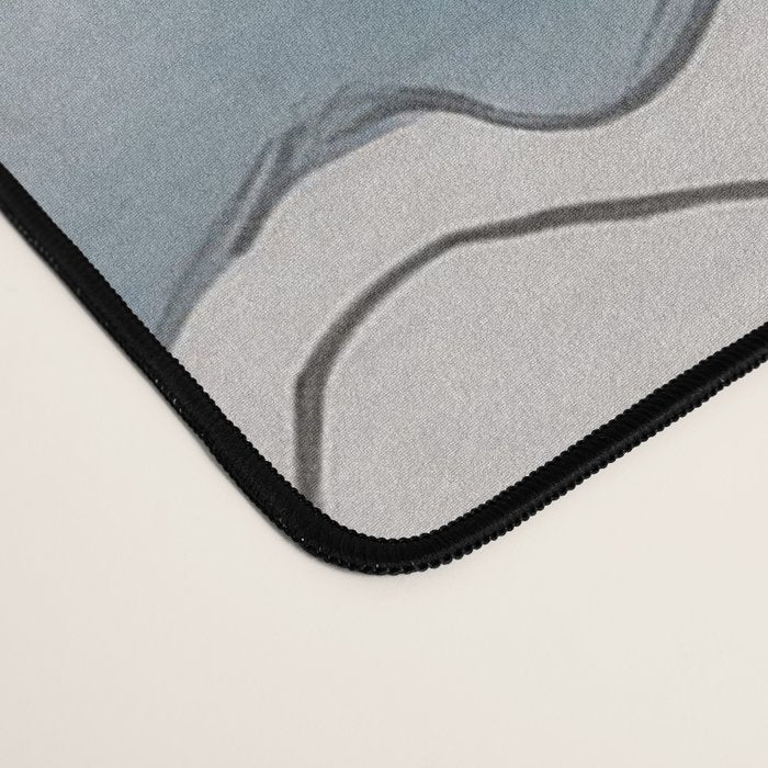 Splash of gold Desk Mat Gallery Image 4