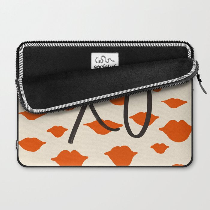 Kisses XO Laptop Sleeve Gallery Image 2