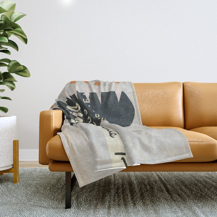Le Fois Throw Blanket Gallery Image 1