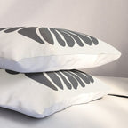Sea Leaf: Noir Pillow Sham Gallery Image 3
