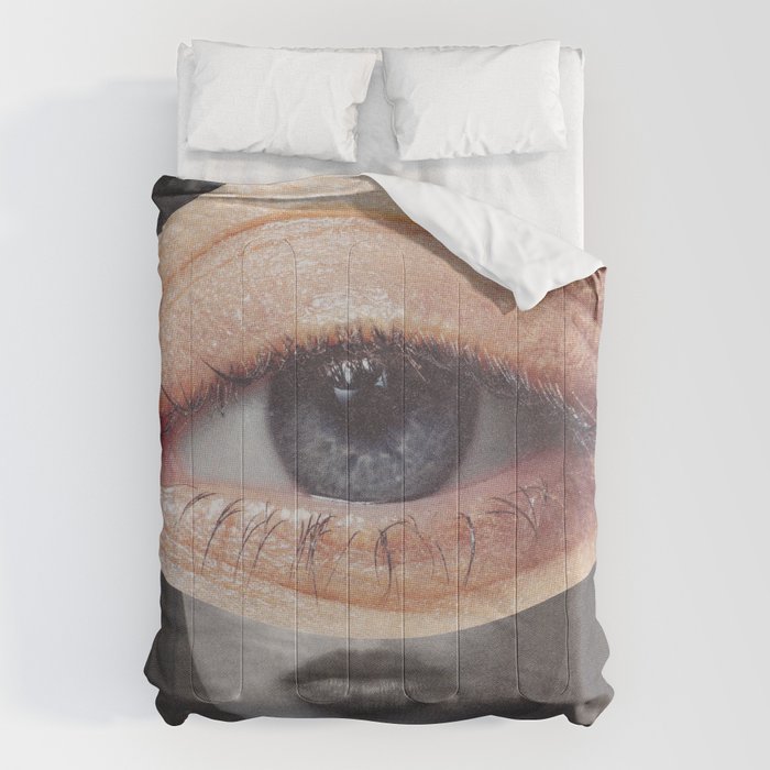 Passport Photo Comforter Gallery Image 6