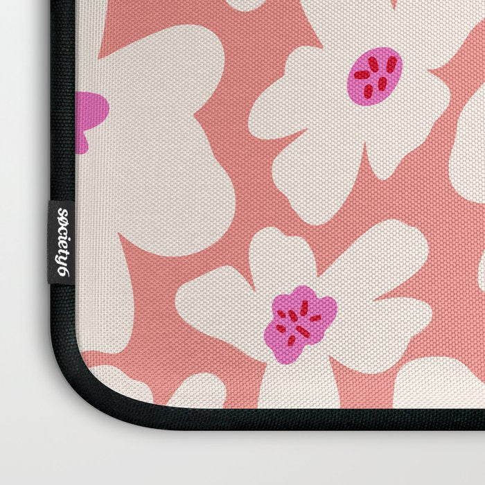 Retro Daisy - Magenta Mood Laptop Sleeve Gallery Image 3