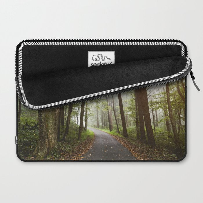 Great Smoky Mountains National Park - Road Trip Adventure II Laptop Sleeve Gallery Image 2