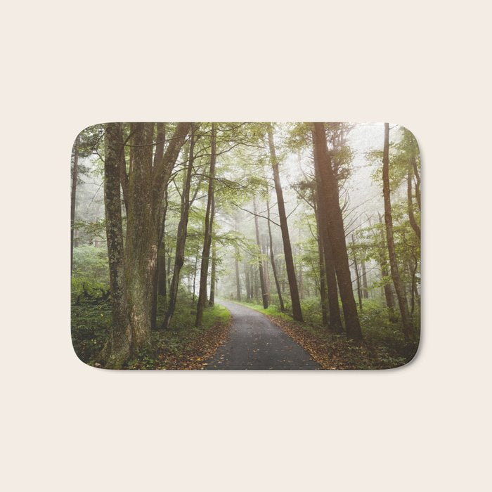 Great Smoky Mountains National Park - Road Trip Adventure II Bath Mat Gallery Image 1
