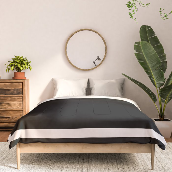 Black and white minimal Comforter Gallery Image 3