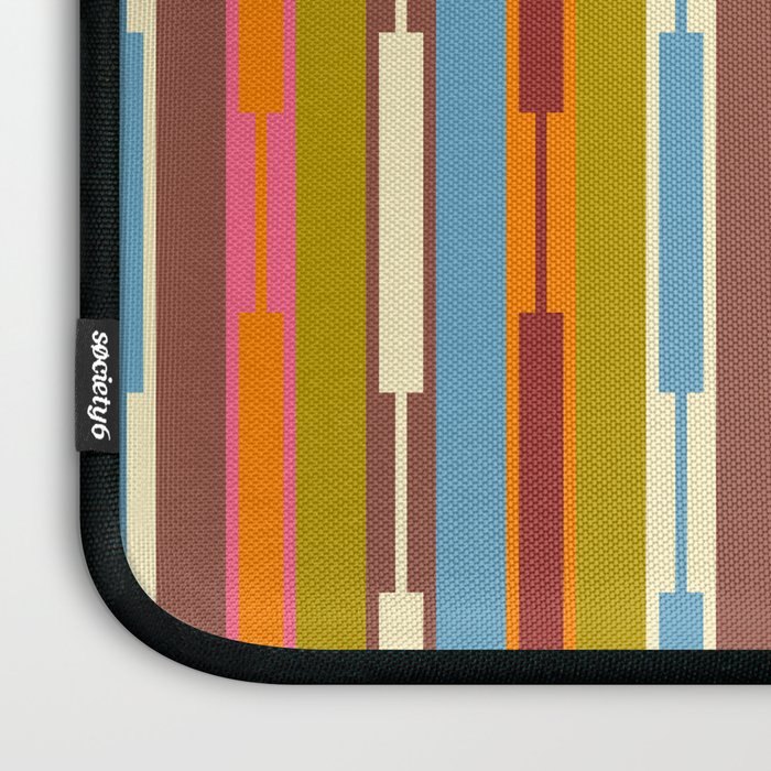 Retro Geo Chain Vertical Block Stripes Geometric Pattern Laptop Sleeve Gallery Image 3