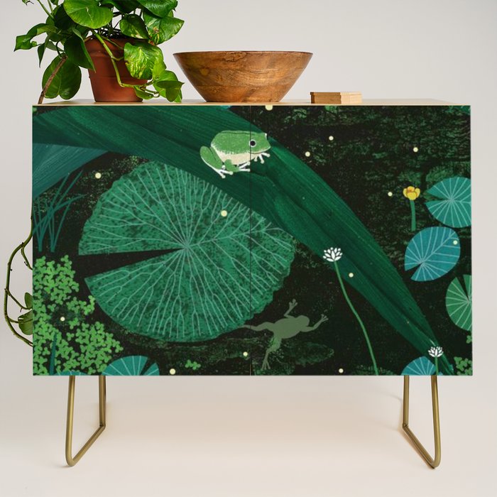 Frog Pond Credenza Gallery Image 1