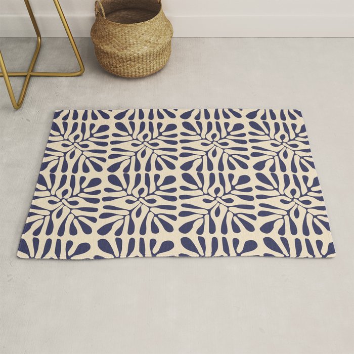 Square leaf pattern in blue Rug Gallery Image 1