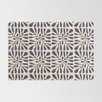Square leaf pattern in blue Rug Gallery Image 2