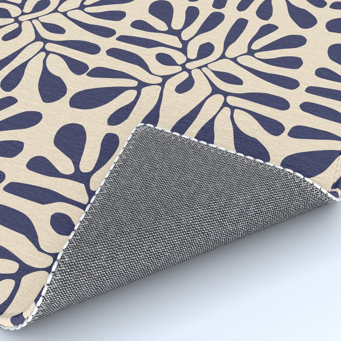 Square leaf pattern in blue Rug Gallery Image 4