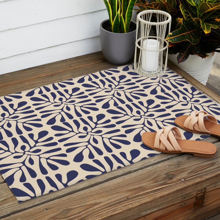 Square leaf pattern in blue Outdoor Rug Gallery Image 2