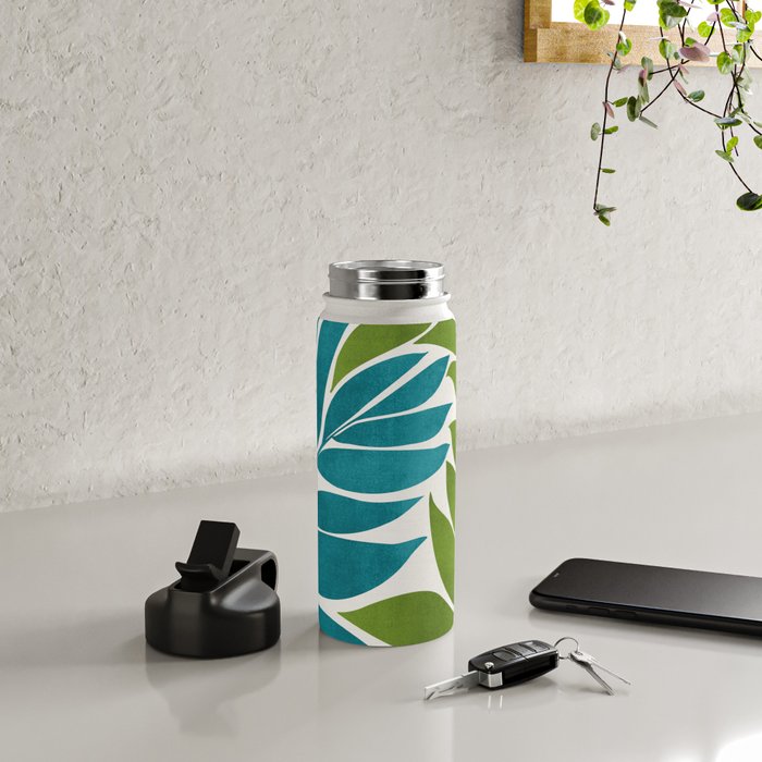 Modern Coastal Seagrass Water Bottle Gallery Image 4