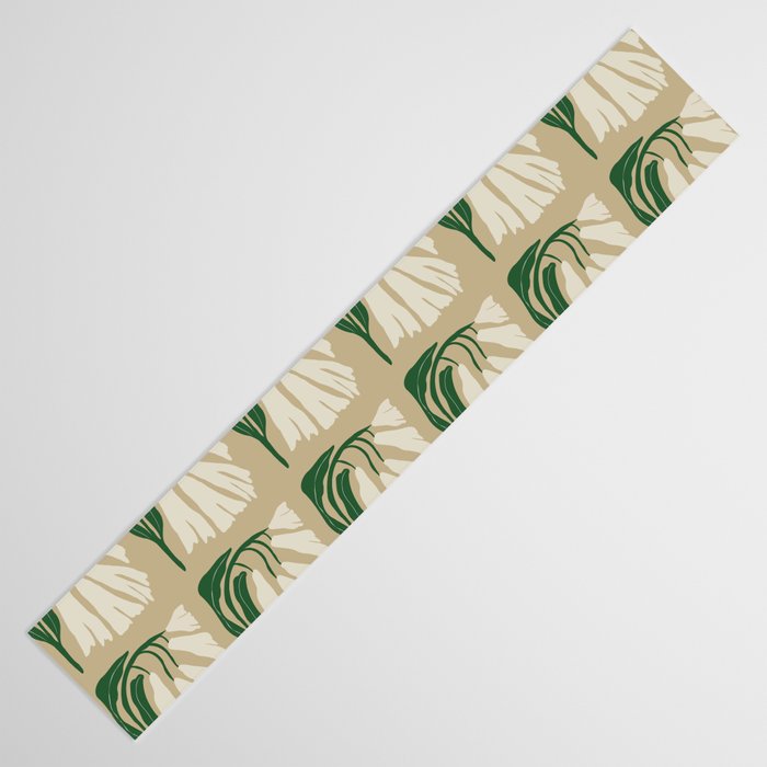 Bold Blooming IV Table Runner Gallery Image 3