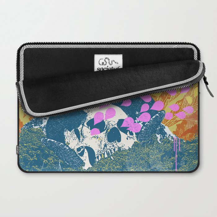 MAGIC MOUNTAIN Laptop Sleeve Gallery Image 2