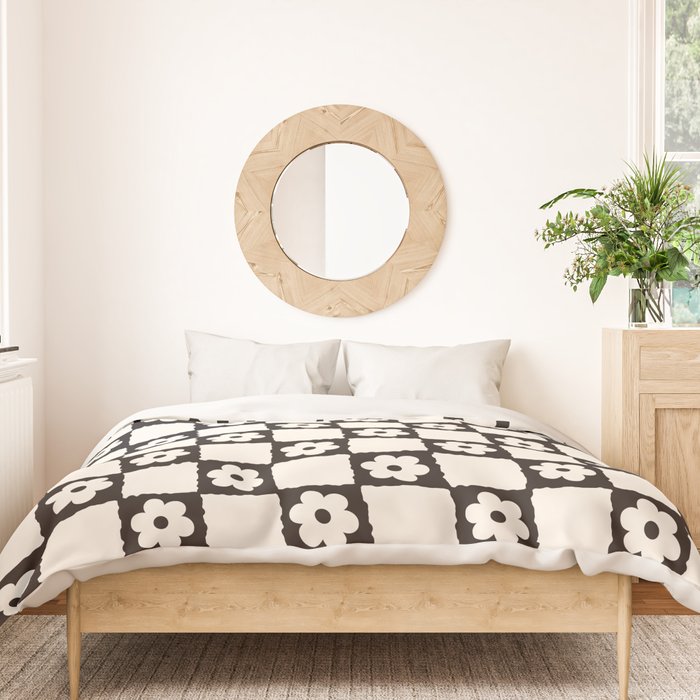 Retro Flower Checker in Black&White Duvet Cover Gallery Image 3