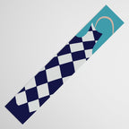 Minimalistic Vase 3 Table Runner Gallery Image 3