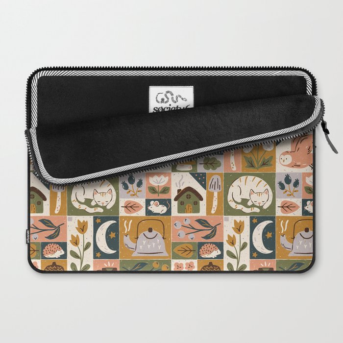 Repose - Cozy Patchwork Laptop Sleeve Gallery Image 2