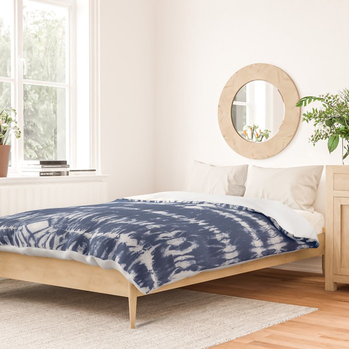 Tie dye shibori horizontal indigo blue stripes pattern Duvet Cover Gallery Image 2