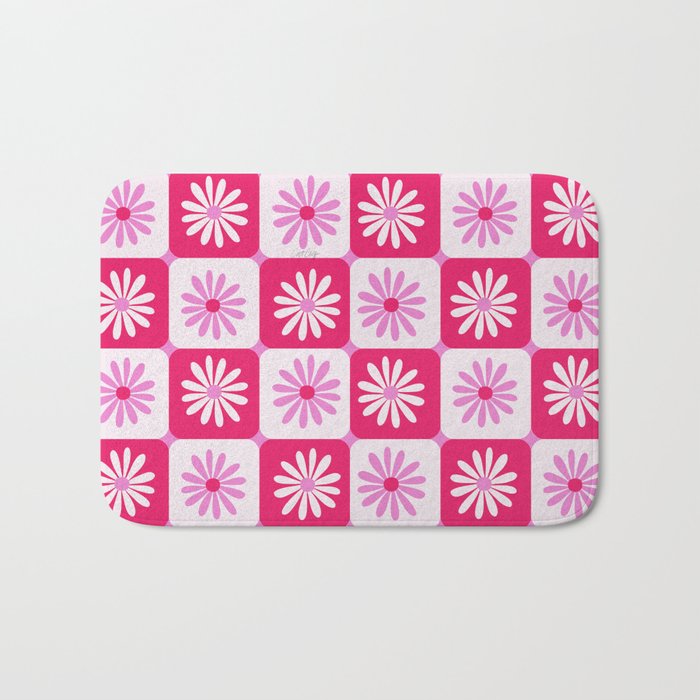 Checkered Daisies - Pink Bath Mat Gallery Image 1