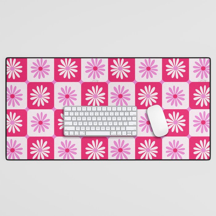 Checkered Daisies - Pink Desk Mat Gallery Image 1
