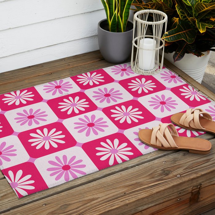 Checkered Daisies - Pink Outdoor Rug Gallery Image 2