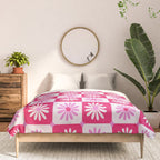 Checkered Daisies - Pink Comforter Gallery Image 3