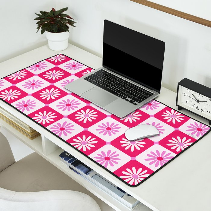 Checkered Daisies - Pink Desk Mat Gallery Image 2