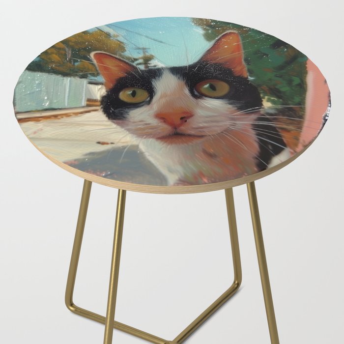 Peeping II Side Table Gallery Image 2
