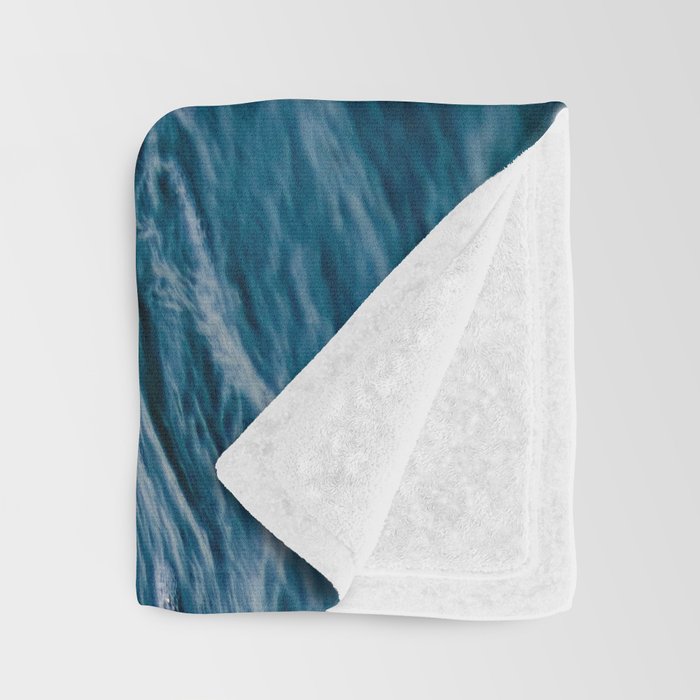 Blue Ocean Waves Throw Blanket Gallery Image 3