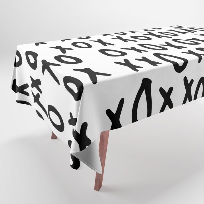 Hugs and Kisses in White and Black Tablecloth Gallery Image 1